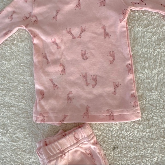 Carter’s Infant Set - Picture 3 of 7